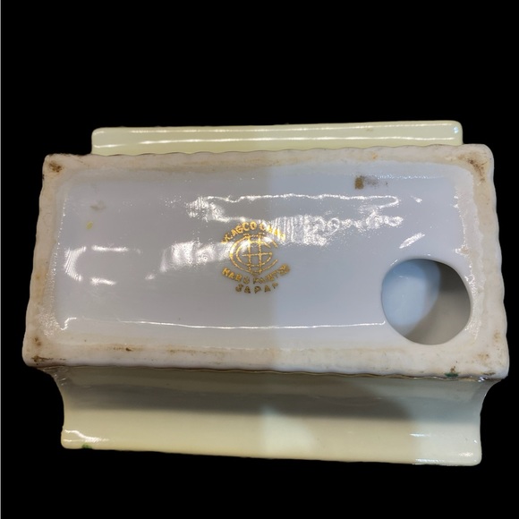 4 piece set of vintage ashtrays and cigarette holder UCAGCO China Japan EVC - Picture 5 of 9